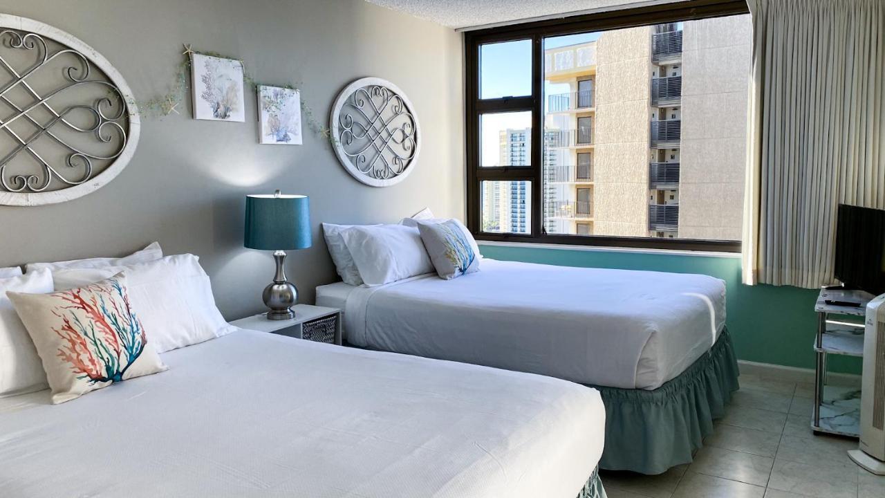 The Makai Suite At The Waikiki Banyan Honolulu Kültér fotó