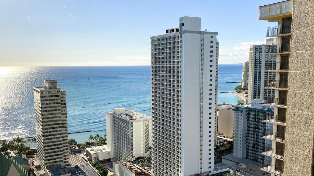 The Makai Suite At The Waikiki Banyan Honolulu Kültér fotó